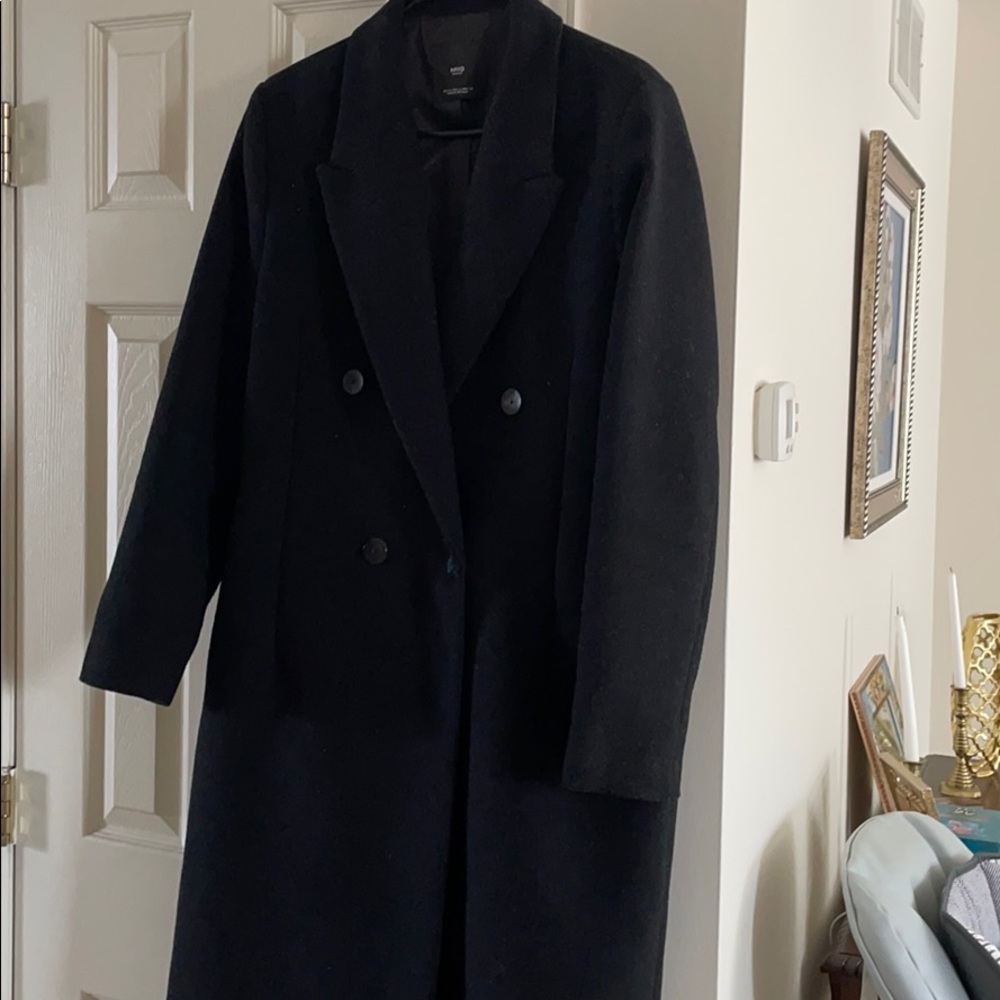 Masculine double breasted coat